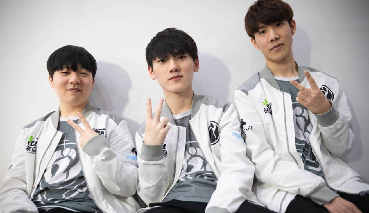 然和社会的 然和社会的